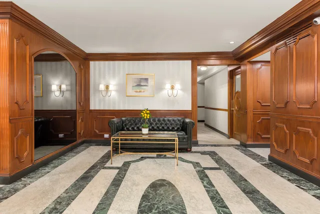 $1,750,000 | 230 East 79th Street, Unit 12CD | Upper East Side