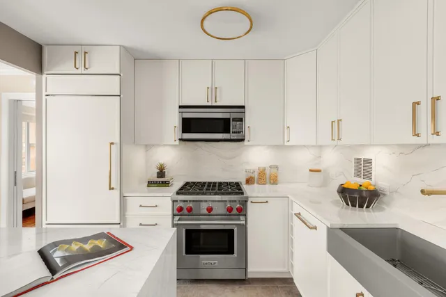 $1,750,000 | 230 East 79th Street, Unit 12CD | Upper East Side