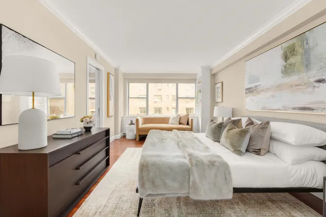 $1,750,000 | 230 East 79th Street, Unit 12CD | Upper East Side
