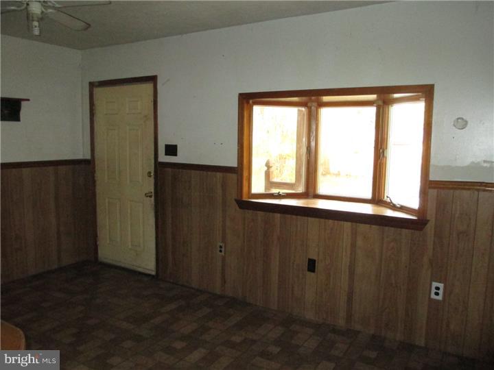 54 Fruitville Road Pottstown, PA 19464 - Photo 4 of 11 Gallery Image 4