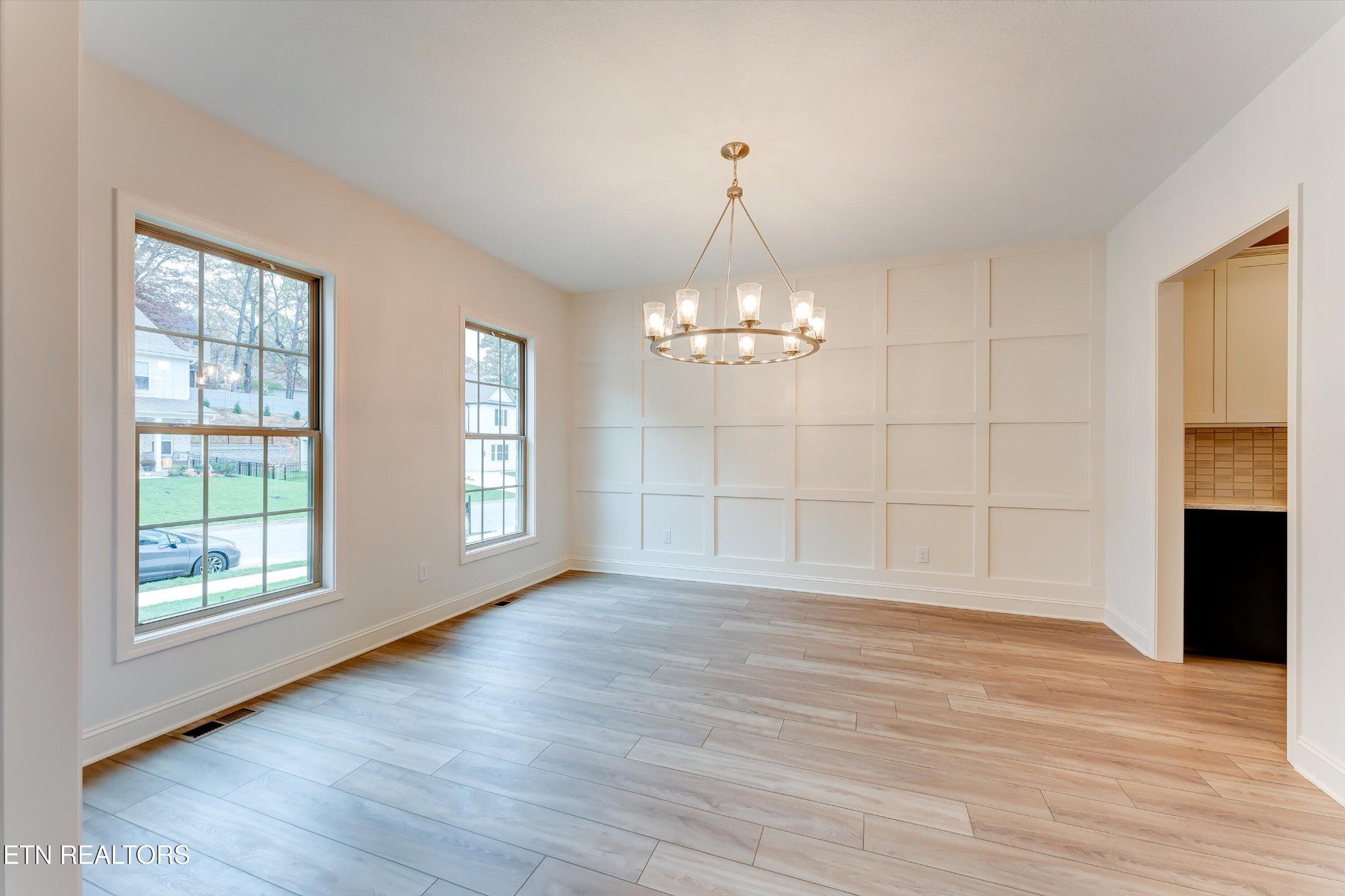1323 Vale View Road Knoxville, TN 37922 - Photo 11 of 31 Gallery Image 11