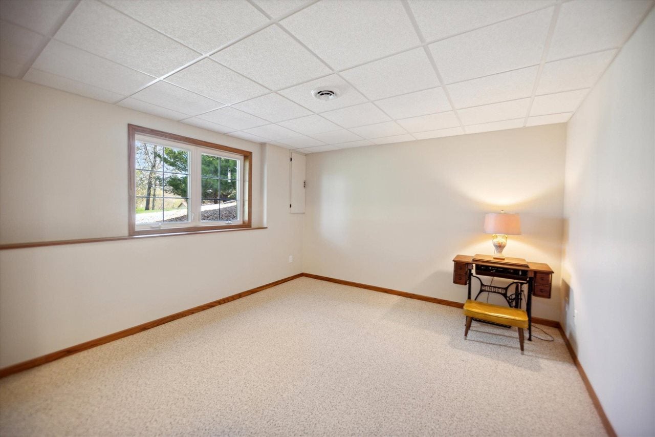 5050 Hunt Road Cedar Rapids, IA 52411 - Photo 42 of 54 Gallery Image 42