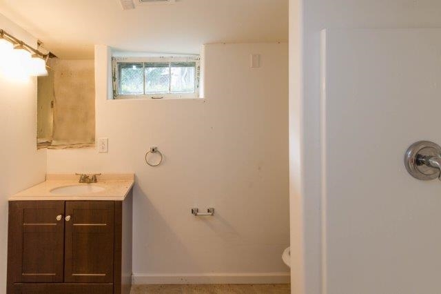 302 East Graves Road Spokane, WA 99218 - Photo 14 of 16