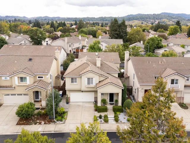 $890,000 | 125 Trent Drive, Napa, CA 94558