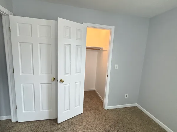 $221,500 | 359 West Orleans Street, Paxton, IL 60957