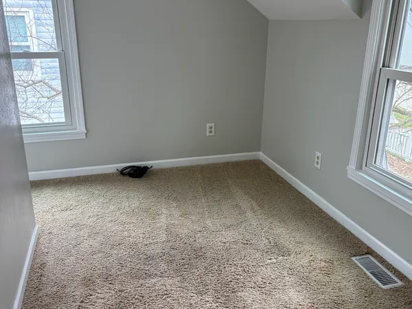 $221,500 | 359 West Orleans Street, Paxton, IL 60957