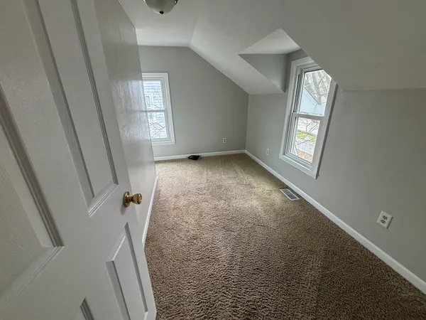 $221,500 | 359 West Orleans Street, Paxton, IL 60957