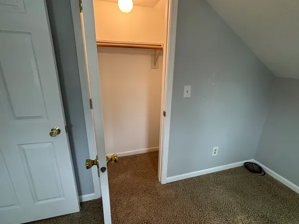 $221,500 | 359 West Orleans Street, Paxton, IL 60957