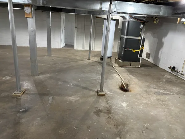 $201,500 | 359 West Orleans Street, Paxton, IL 60957