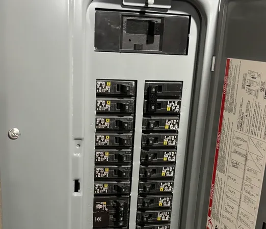 $221,500 | 359 West Orleans Street, Paxton, IL 60957