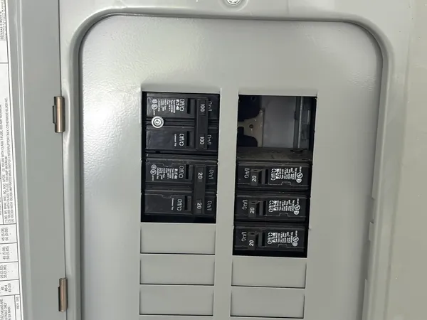 $221,500 | 359 West Orleans Street, Paxton, IL 60957