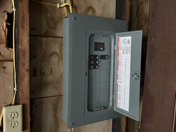 $221,500 | 359 West Orleans Street, Paxton, IL 60957