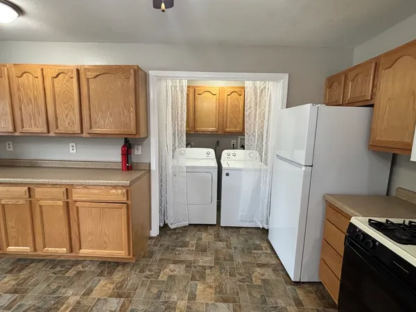 $201,500 | 359 West Orleans Street, Paxton, IL 60957