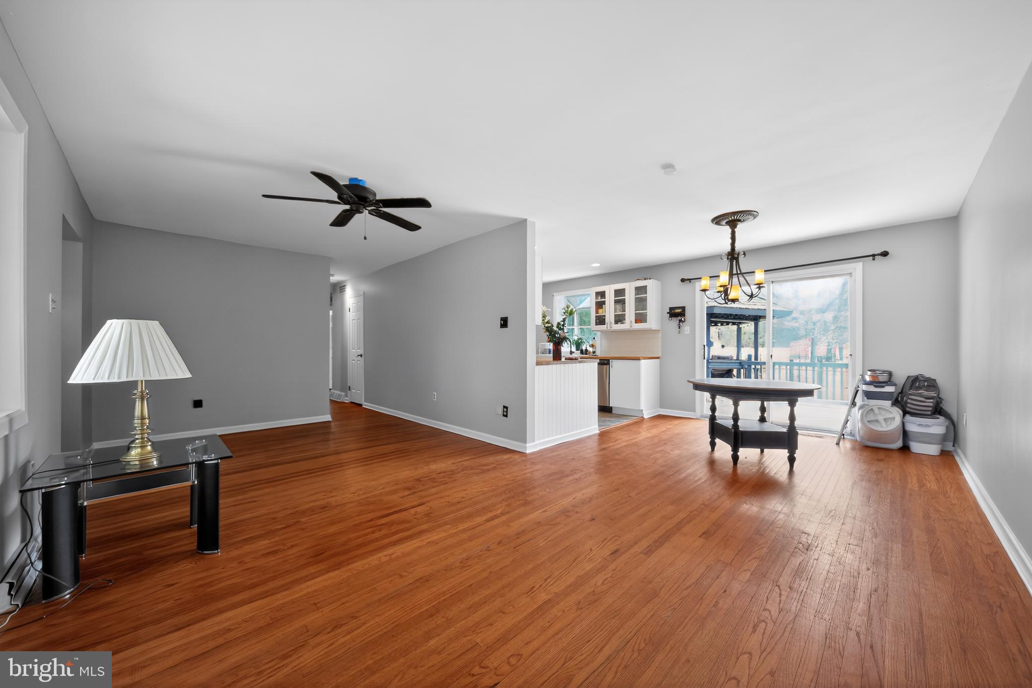 120 Fish Pond Road Sewell, NJ 08080 - Photo 5 of 37