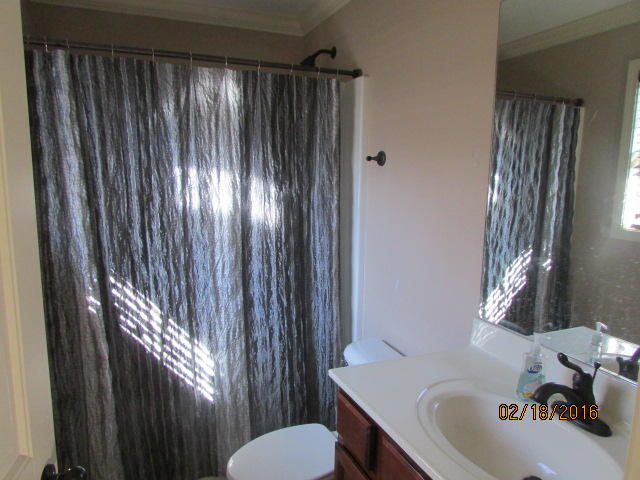 7680 Applecross Road, Unit 3 Corryton, TN 37721 - Photo 9 of 10 Master bath