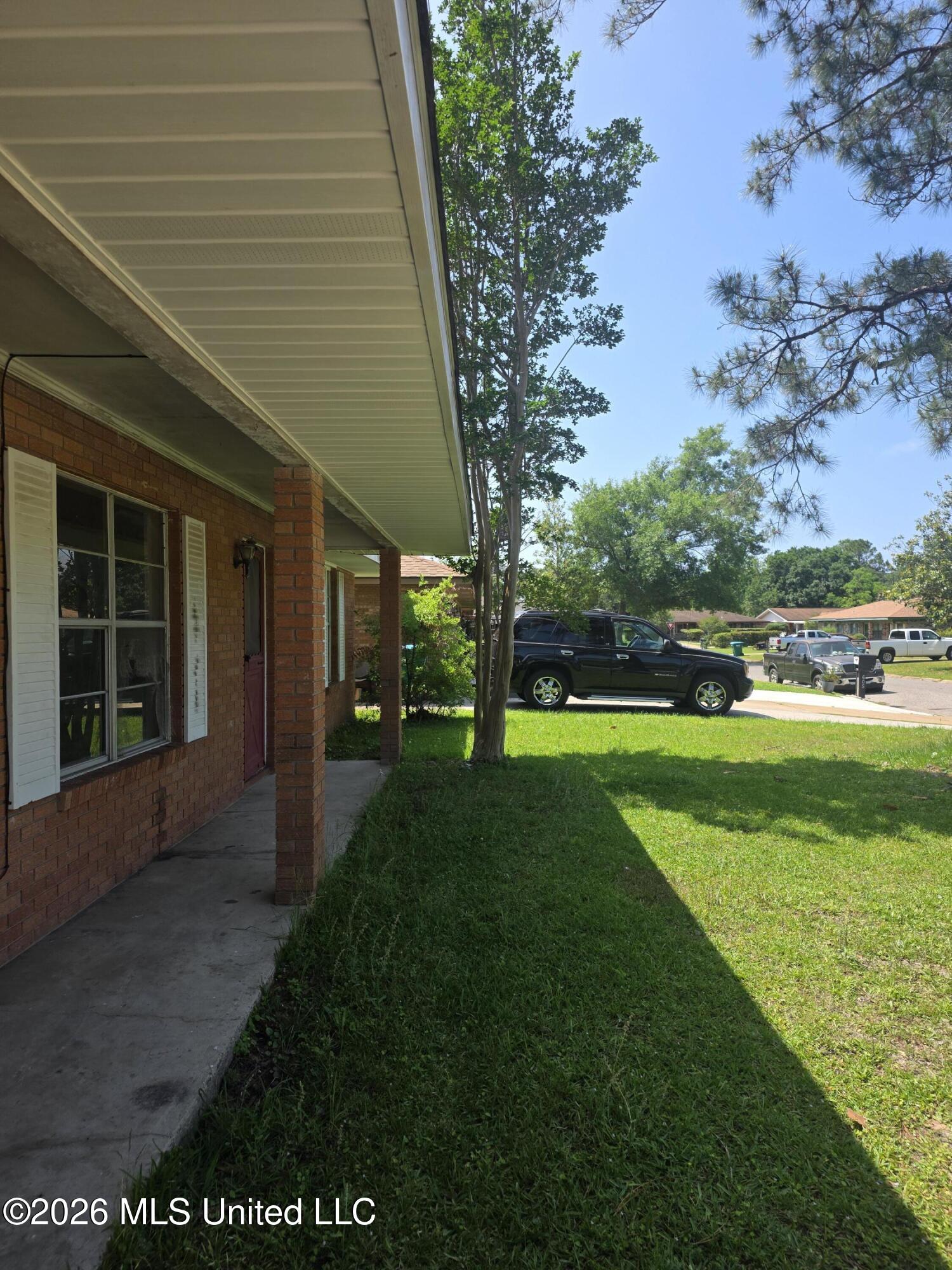 607 Temple Drive Gulfport, MS 39503 - Photo 2 of 28 Exterior front v2