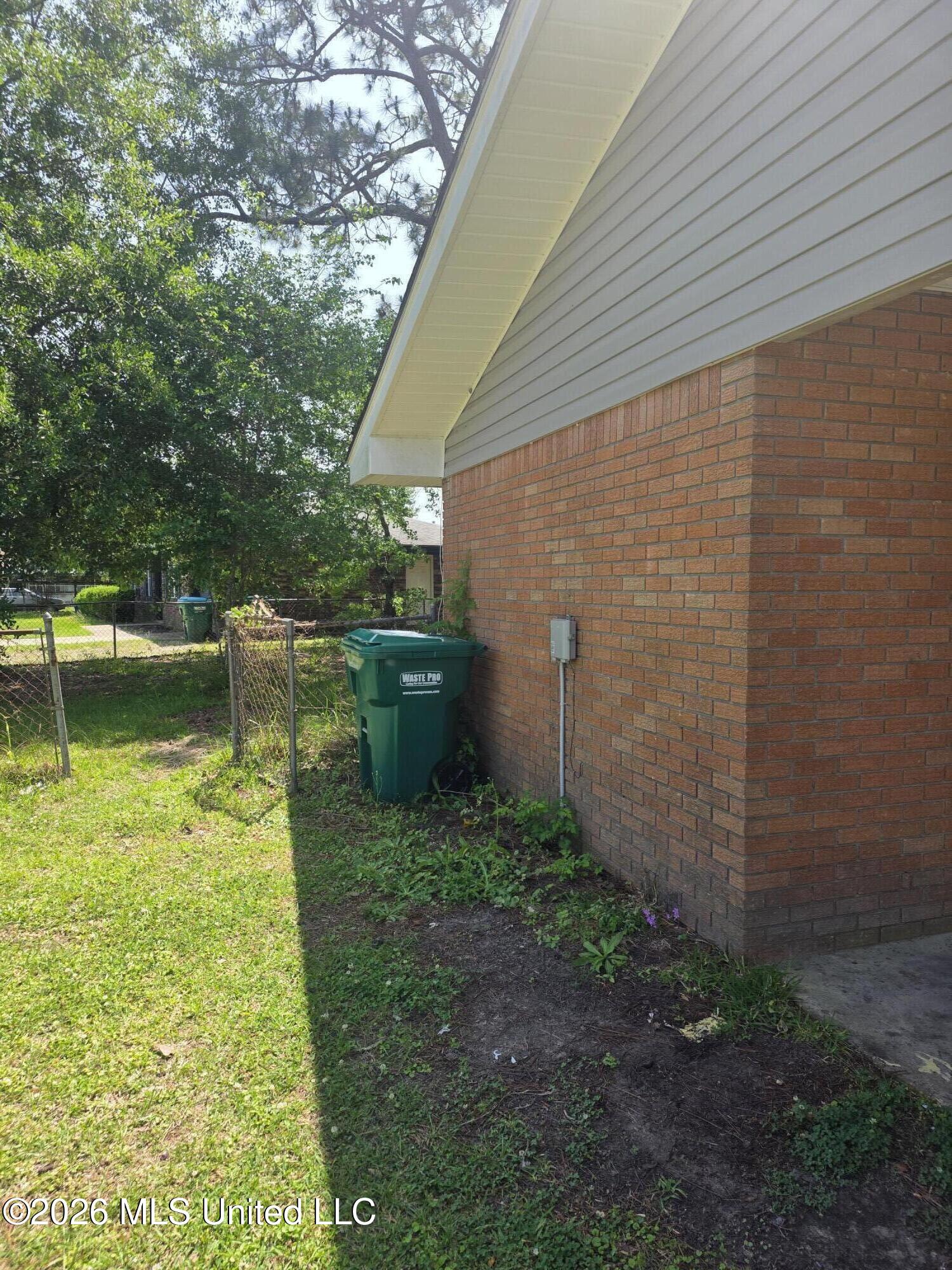 607 Temple Drive Gulfport, MS 39503 - Photo 21 of 28 Exterior side