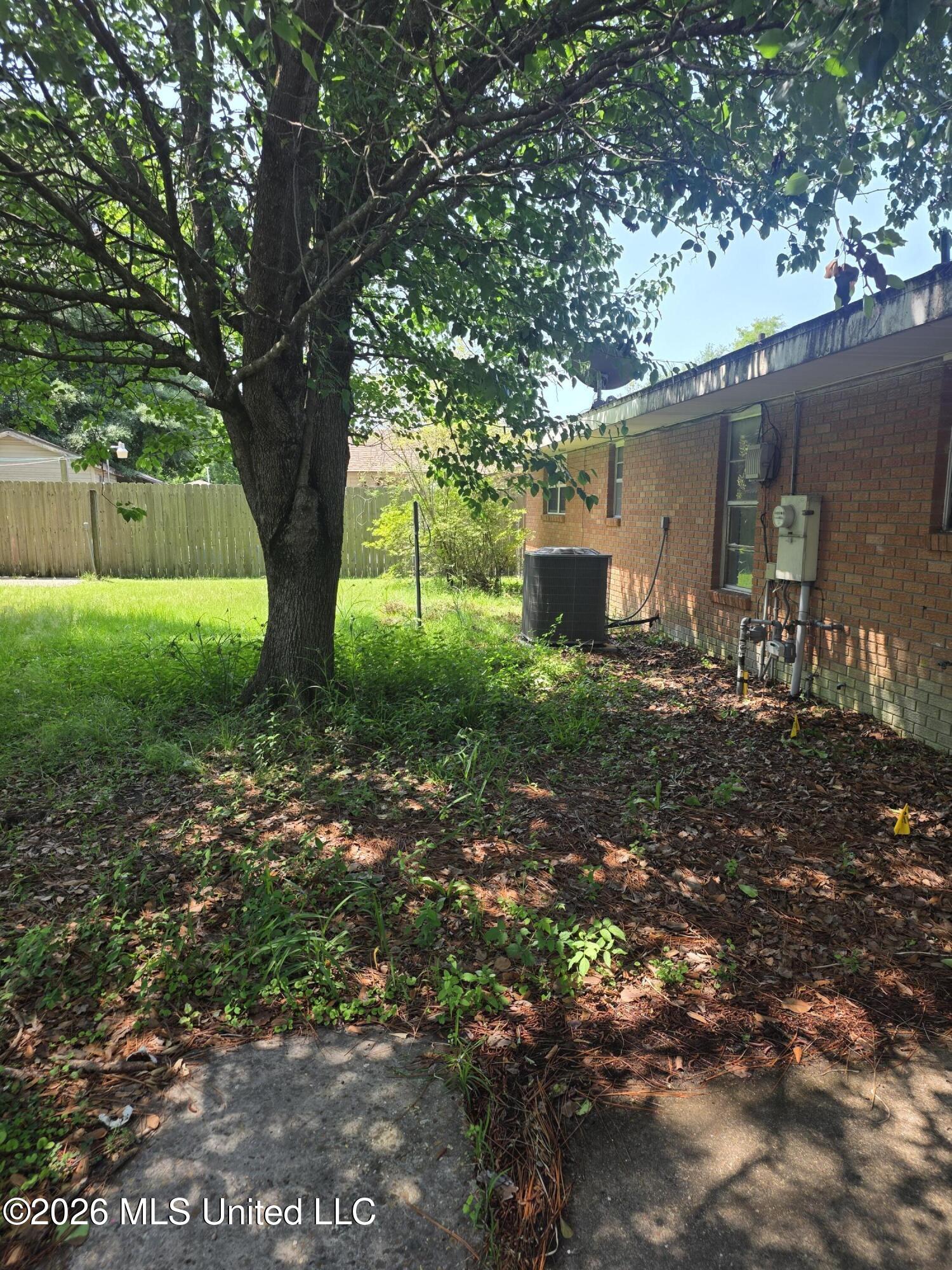 607 Temple Drive Gulfport, MS 39503 - Photo 25 of 28 Back yard v2