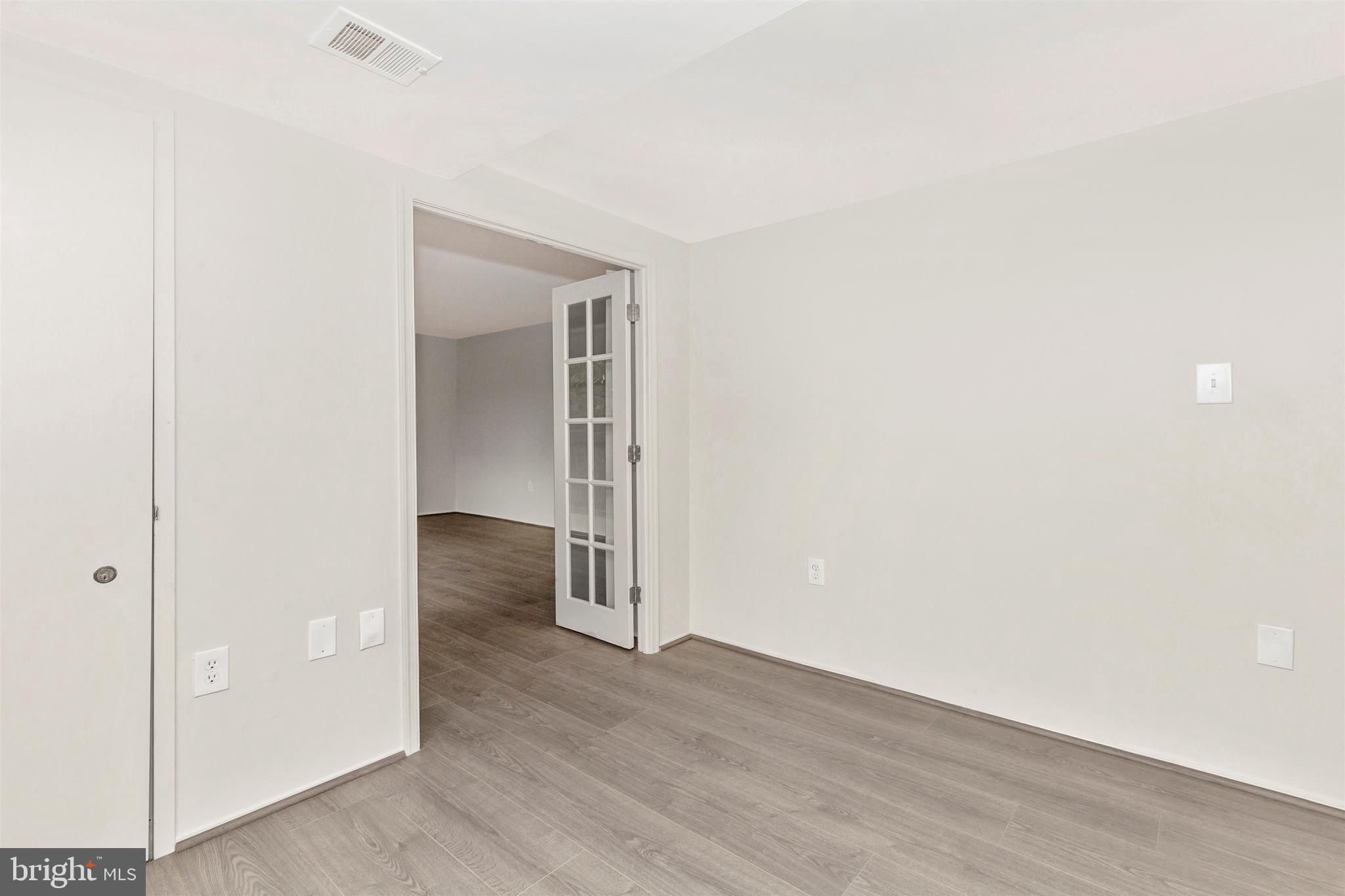 10006 Stedwick Road, Unit 304 Gaithersburg, MD 20886 - Photo 21 of 43 Spacious Bonus Room/3rd Bedroom