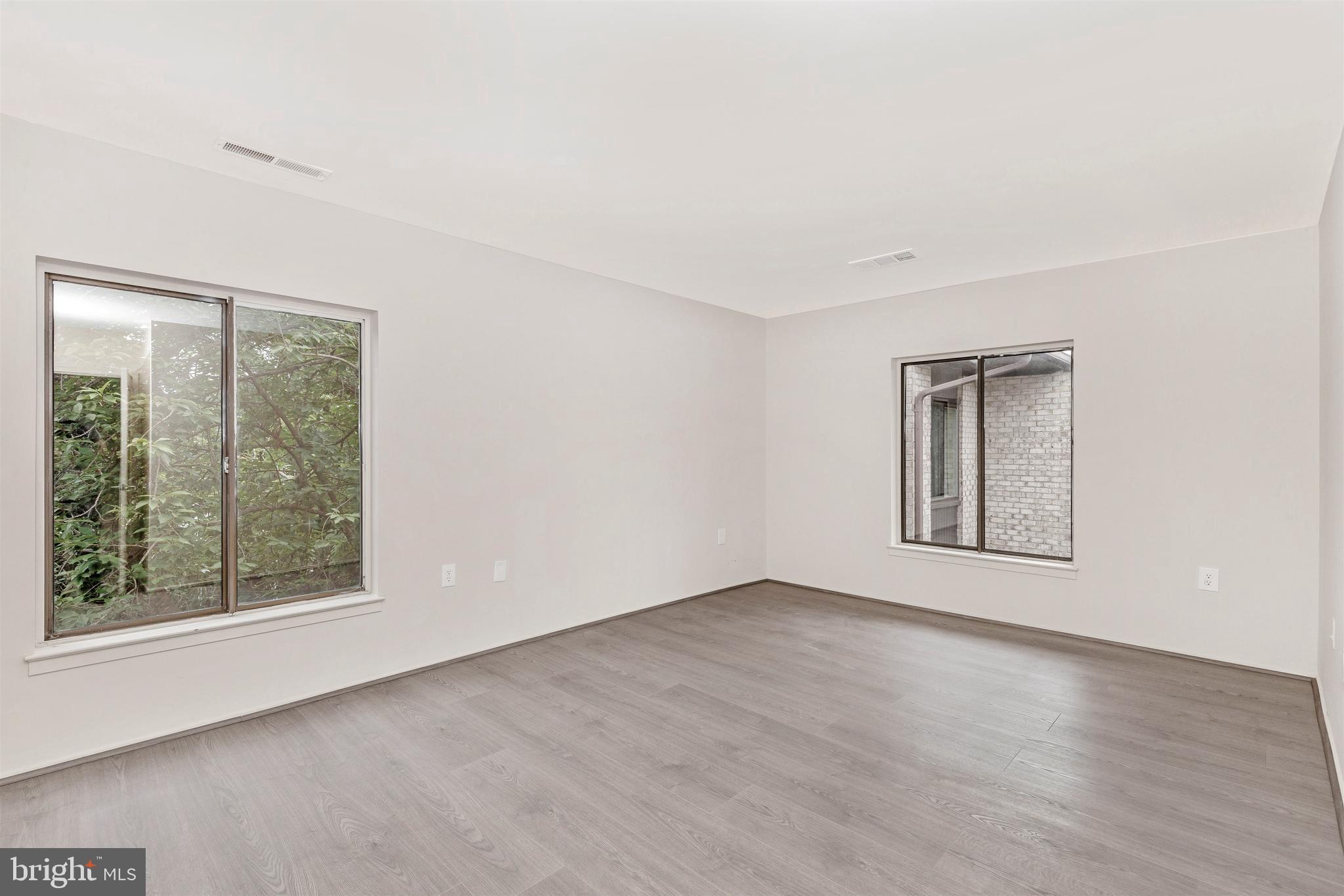 10006 Stedwick Road, Unit 304 Gaithersburg, MD 20886 - Photo 22 of 43 Master Bedroom