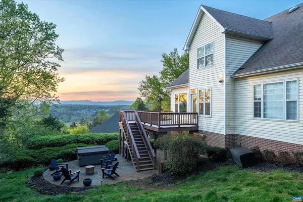 $975,000 | 129 Fontana Court, Charlottesville, VA 22911