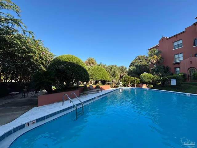 $255,000 | 2007 East Gadsden Street, Unit 103, Pensacola, FL 32501