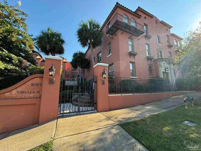 $255,000 | 2007 East Gadsden Street, Unit 103, Pensacola, FL 32501