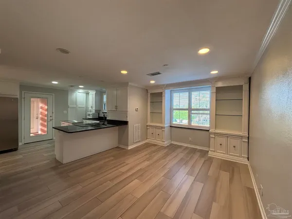 $230,000 | 2007 East Gadsden Street, Unit 103, Pensacola, FL 32501