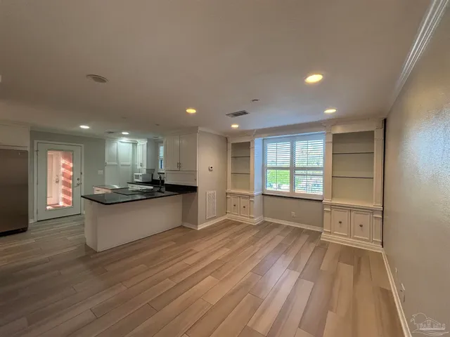 $255,000 | 2007 East Gadsden Street, Unit 103, Pensacola, FL 32501