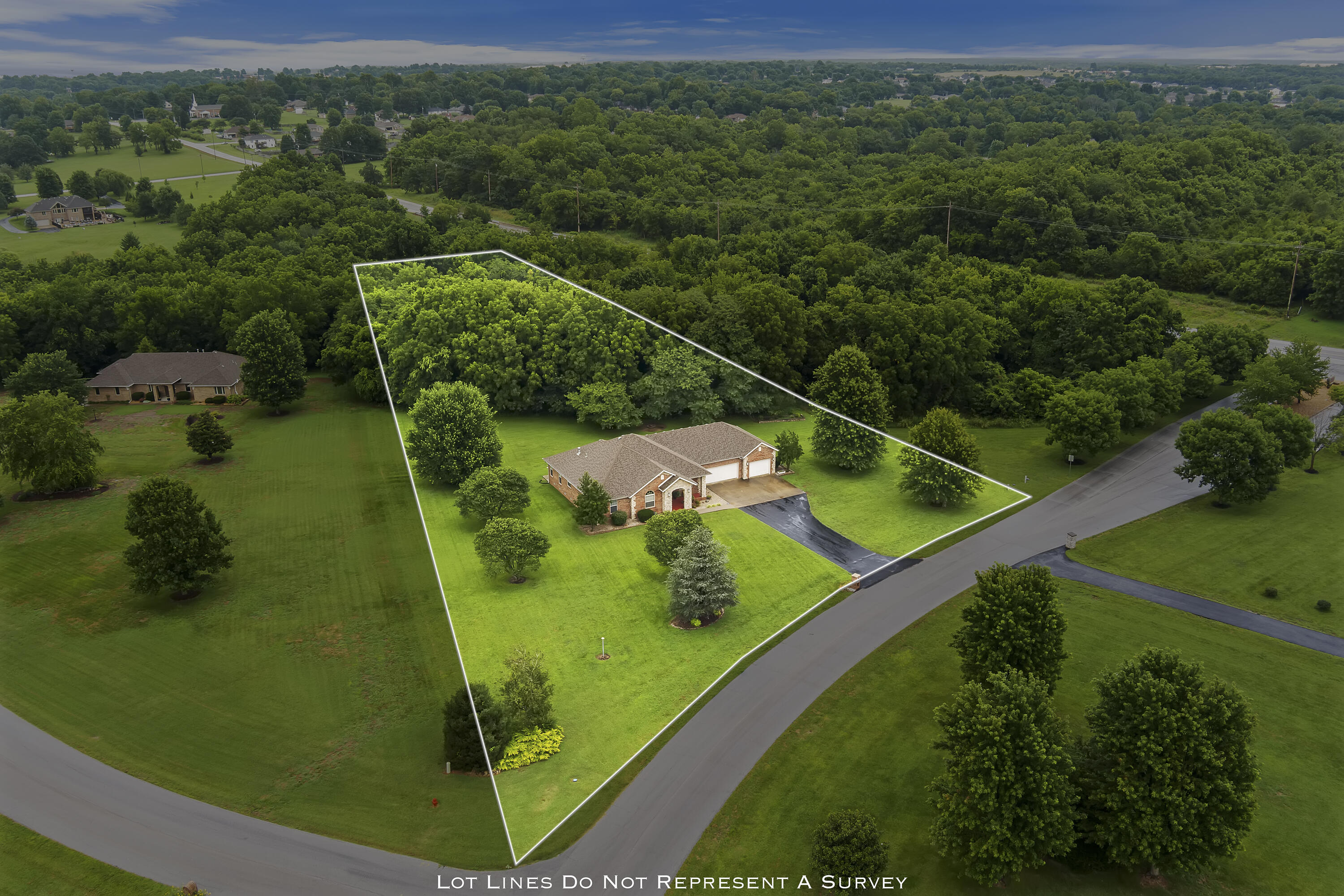 4465 Raintree Drive Willard, MO 65781 - Photo 2 of 51 4465 Raintree-48
