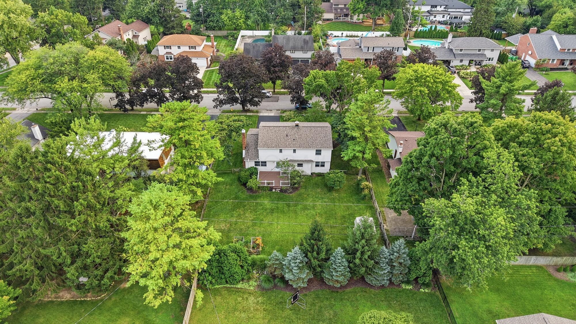 1464 Ardwick Road Columbus, OH 43220 - Photo 63 of 66 004
