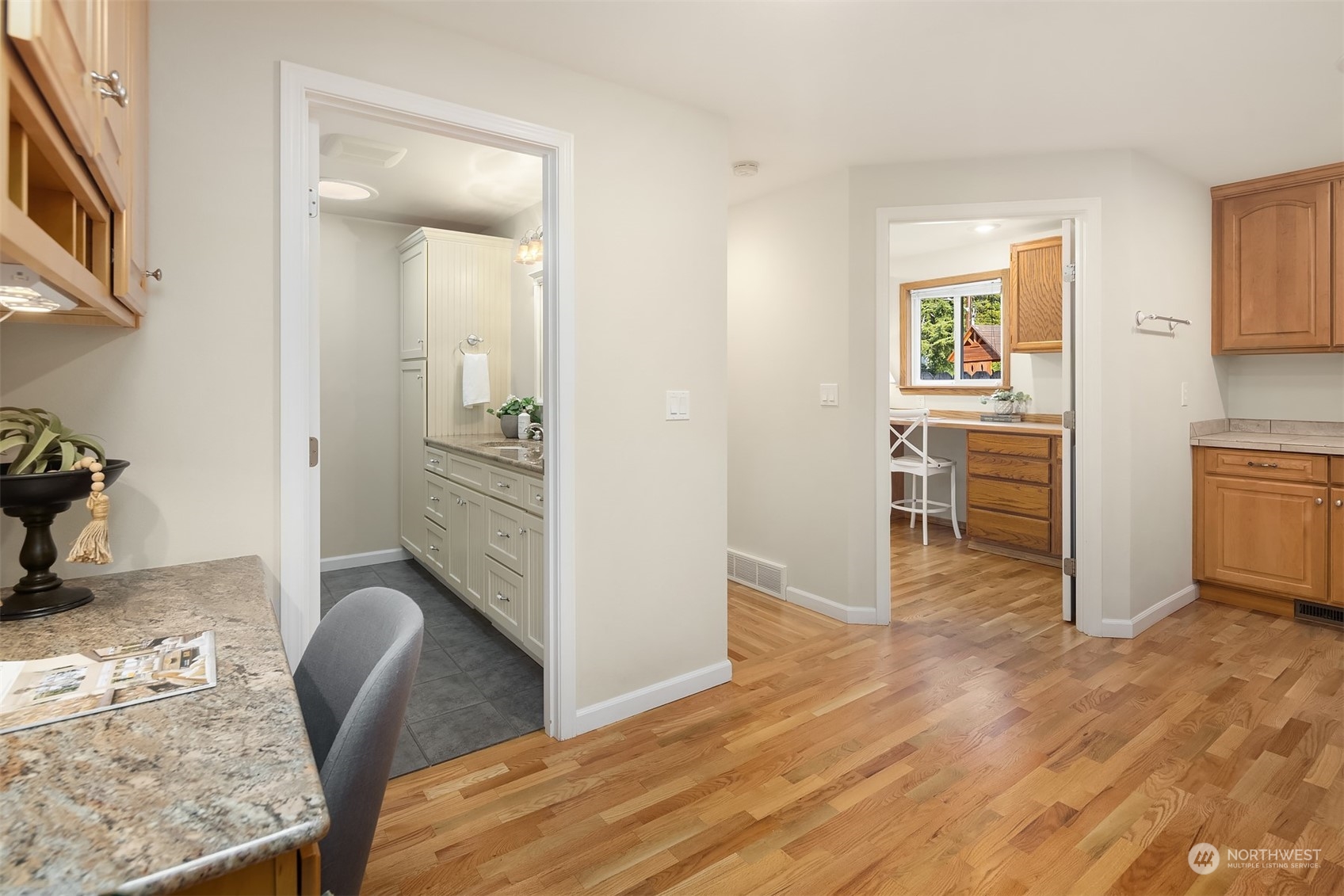 14607 22nd Avenue Southwest Burien, WA 98166 - Photo 12 of 25