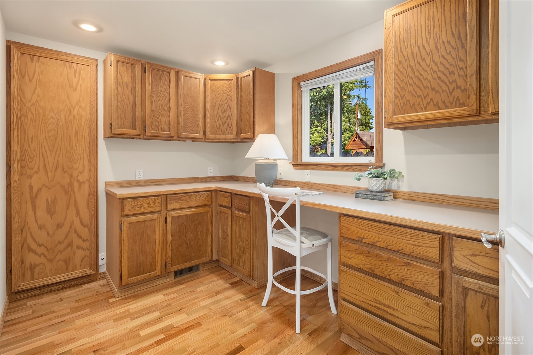 14607 22nd Avenue Southwest Burien, WA 98166 - Photo 14 of 25