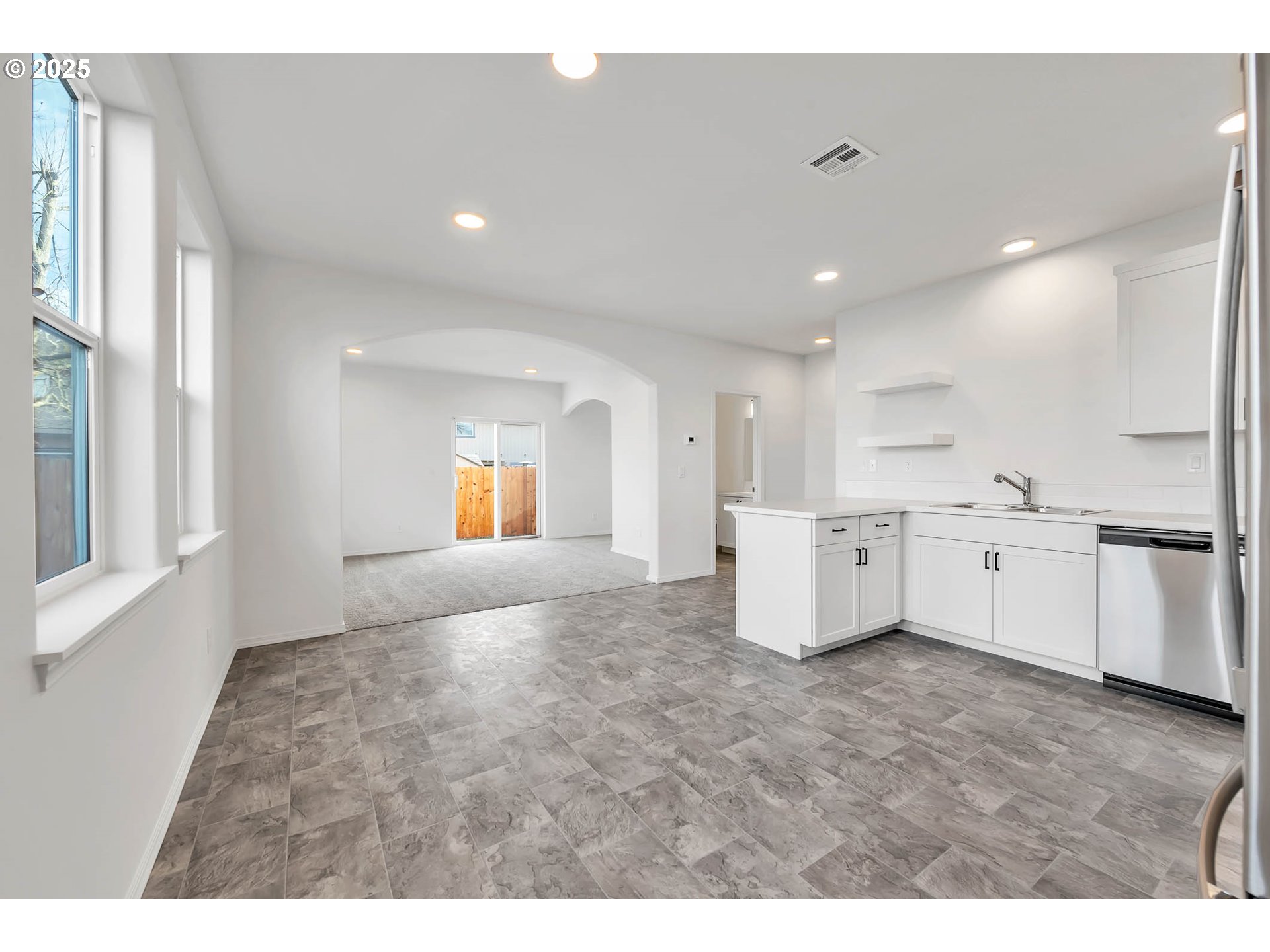 1171-1173 South 43rd Street Springfield, OR 97478 - Photo 7 of 31