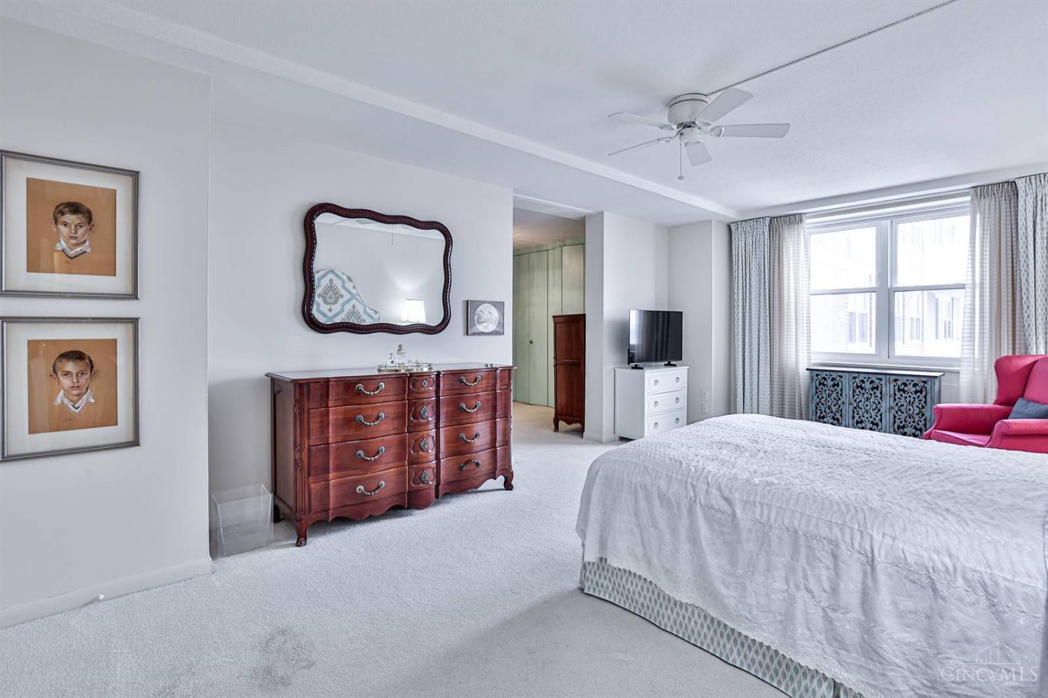 2444 Madison Road, Unit 1908 Cincinnati, OH 45208 - Photo 16 of 43 Gallery Image 16