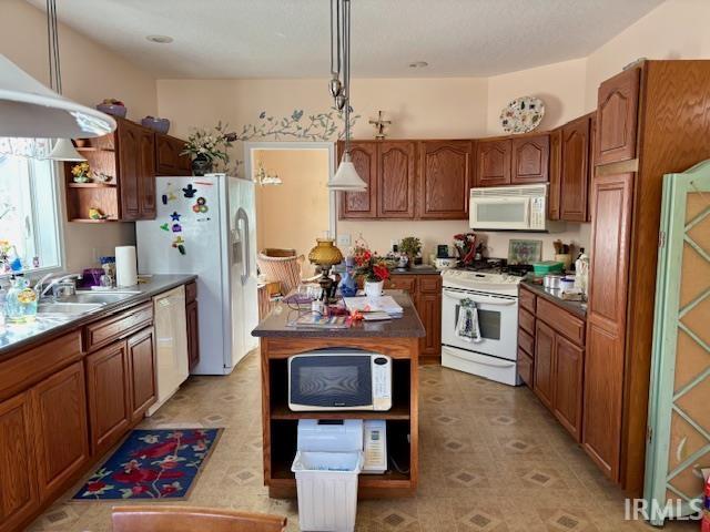 1250 Bittersweet Lane Rochester, IN 46975 - Photo 3 of 14 Gallery Image 3