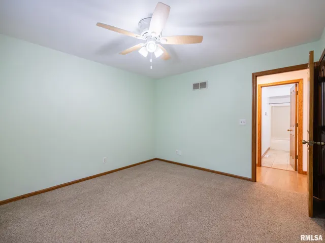 $380,000 | 221 Warrior Way, Germantown Hills, IL 61548