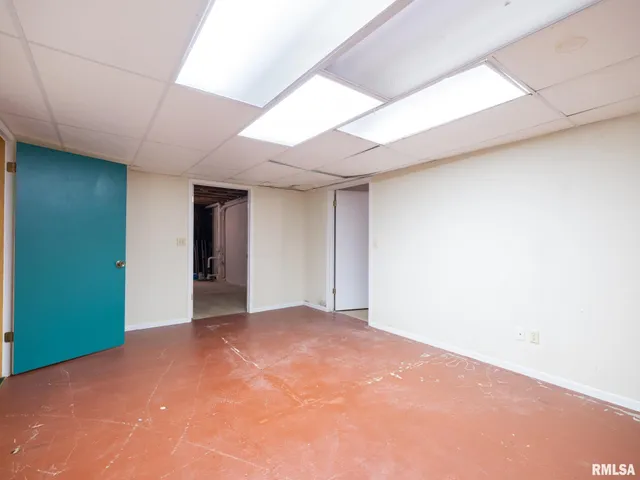 $380,000 | 221 Warrior Way, Germantown Hills, IL 61548