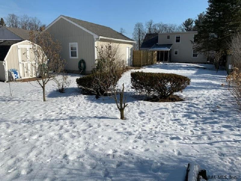 121 Gordon Road Rotterdam, NY 12306 - Photo 23 of 27 Photo 23
