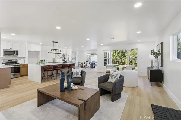 $1,249,999 | 10007 Debra Avenue, North Hills, CA 91343