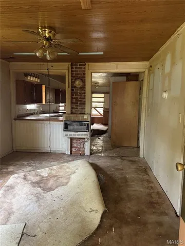 $60,000 | 480 Center Avenue, Lebanon, MO 65536