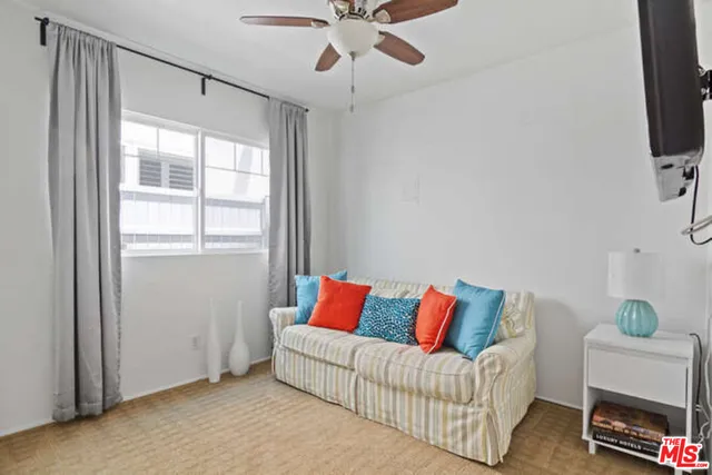 $5,400 | 317 Bay Shore Avenue, Unit 1, Long Beach, CA 90803