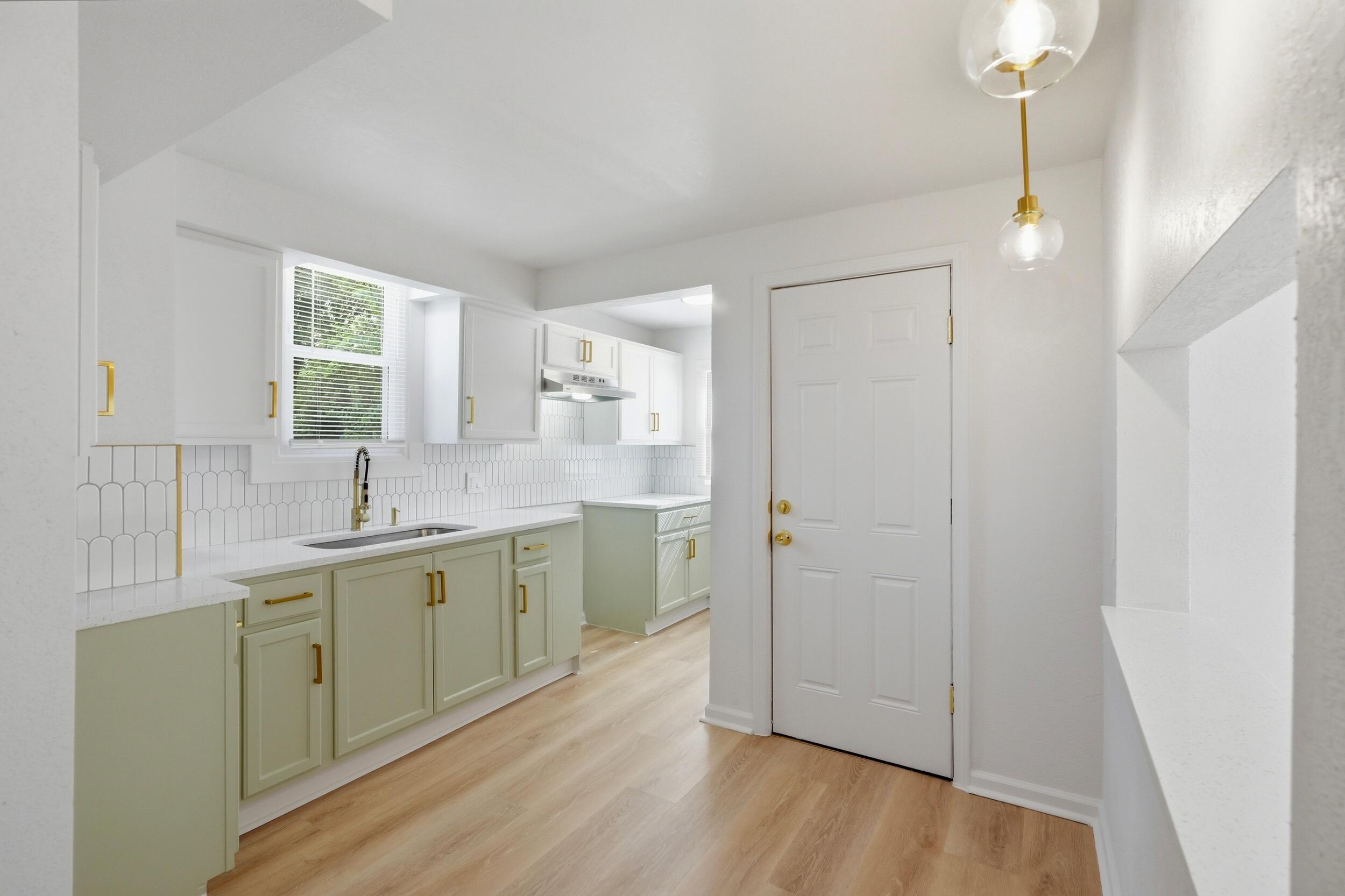 4619 Balfour Road Detroit, MI 48224 - Photo 14 of 51 14_054