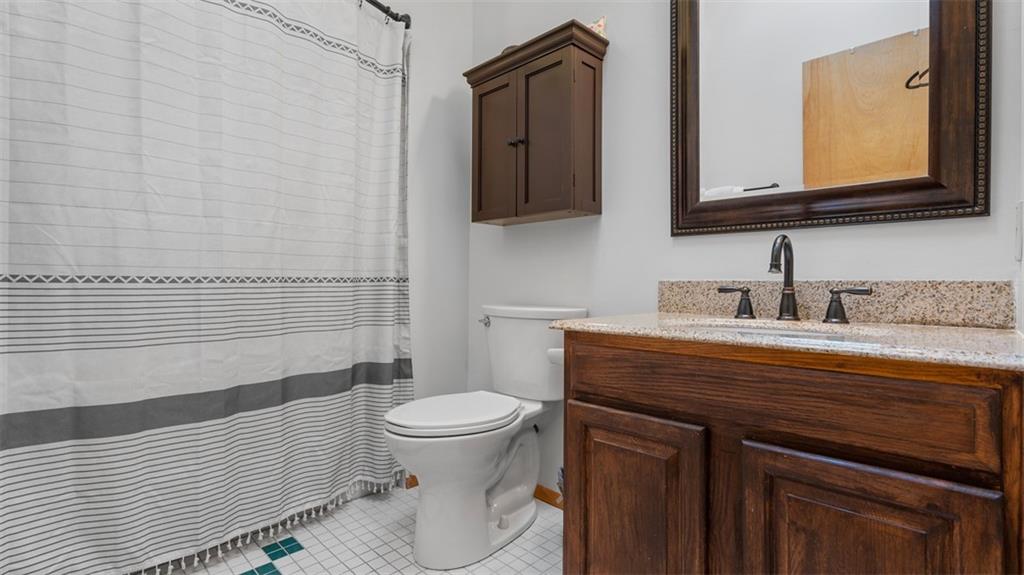 1004 Sherwood Road Pittsburgh, PA 15221 - Photo 16 of 25