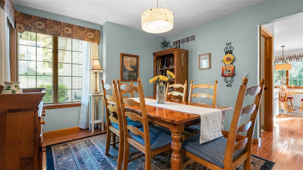 1004 Sherwood Road Pittsburgh, PA 15221 - Photo 10 of 25