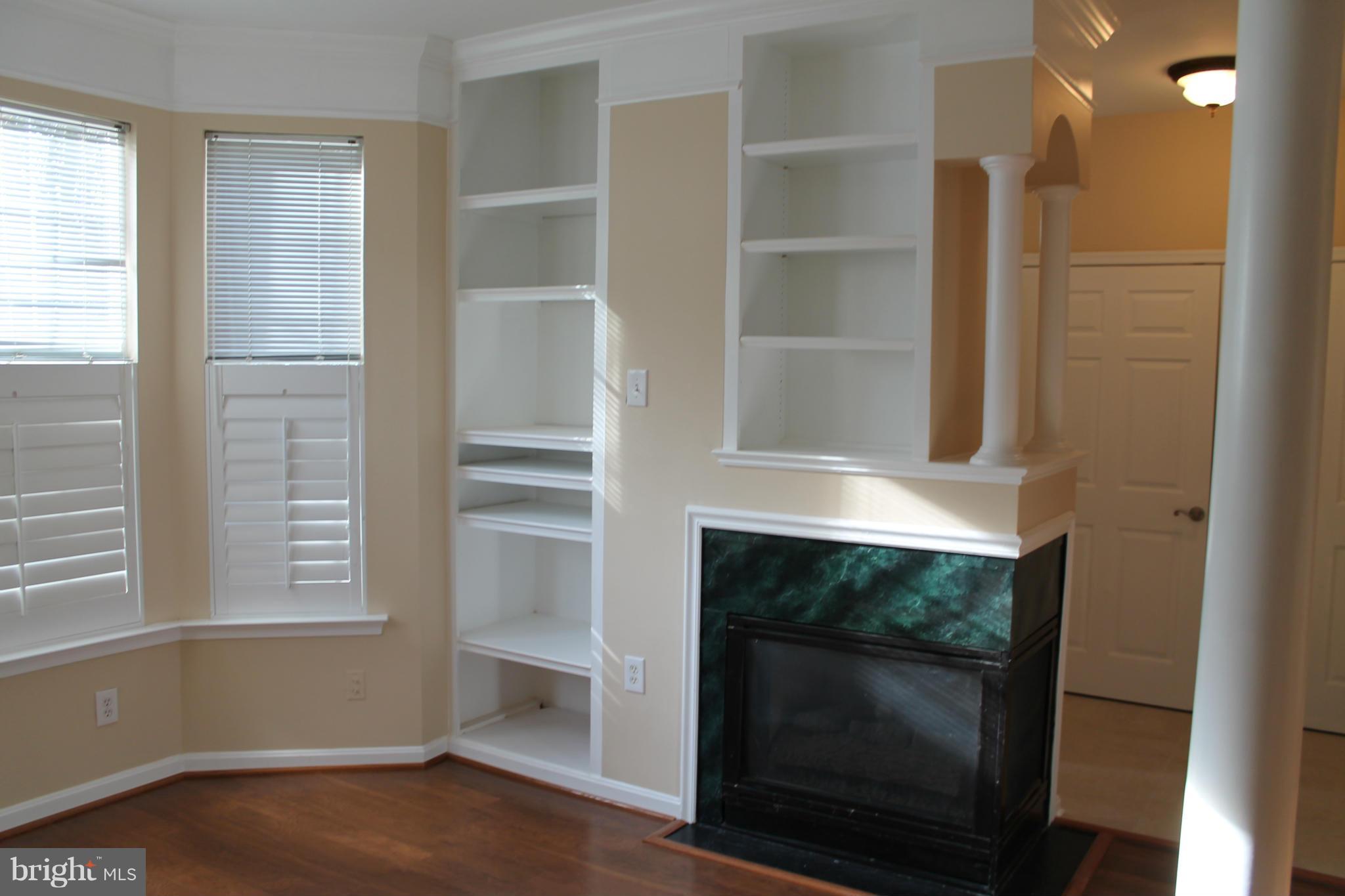 1305 Windleaf Drive, Unit 161 Reston, VA 20194 - Photo 10 of 17 Family Room