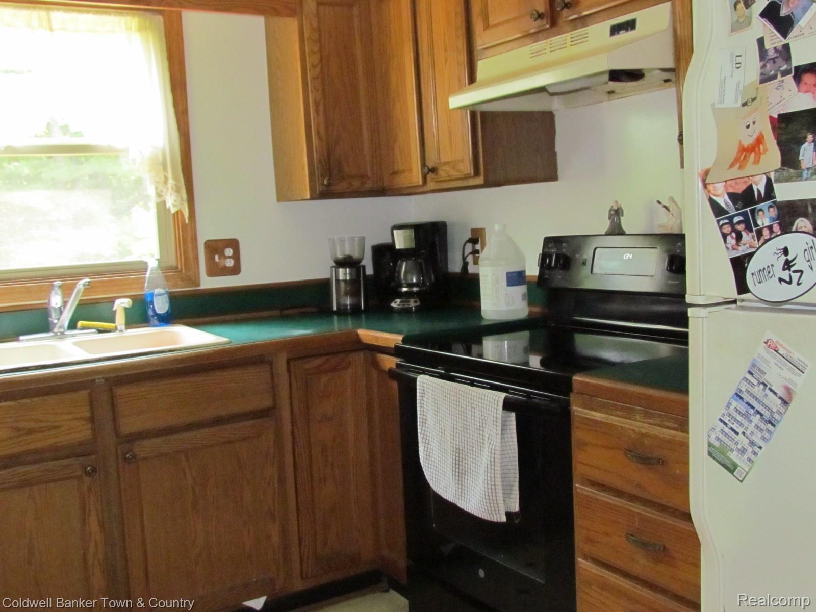 3962 Fisher Road Howell, MI 48855 - Photo 9 of 27 IMG_0708 - Copy.JPG