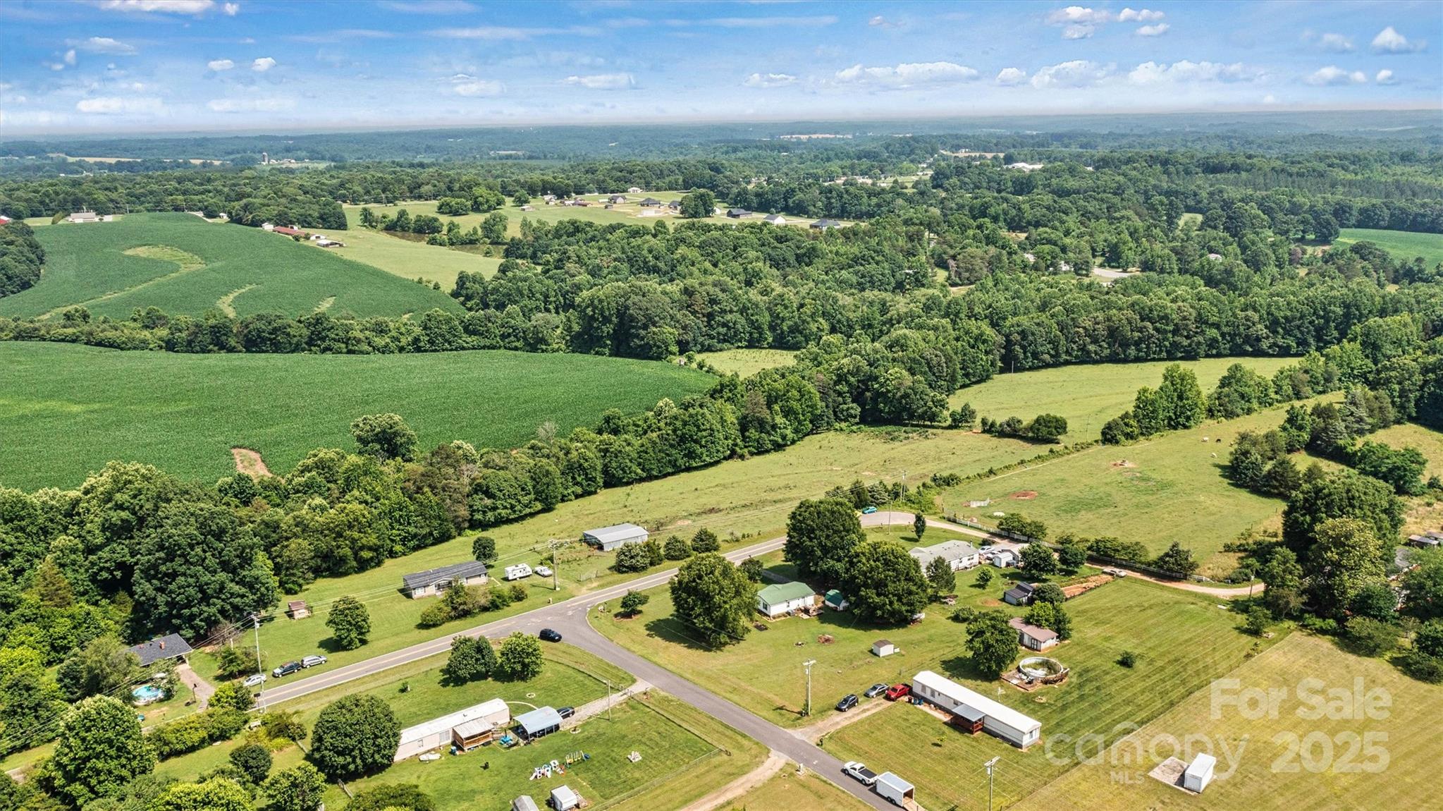 338 Hickory Grove Road Harmony, NC 28634 - Photo 24 of 38 Gallery Image 24