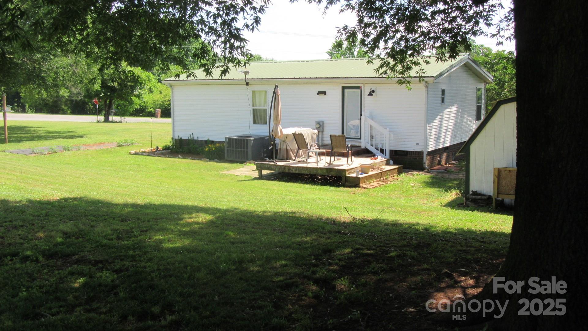 338 Hickory Grove Road Harmony, NC 28634 - Photo 29 of 38 Gallery Image 29