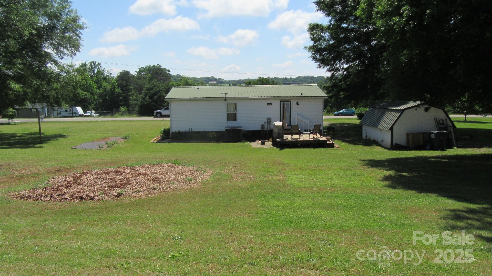 338 Hickory Grove Road Harmony, NC 28634 - Photo 32 of 38 Gallery Image 32